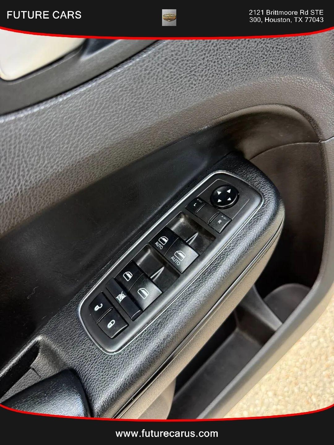 Chrysler 300  2016
