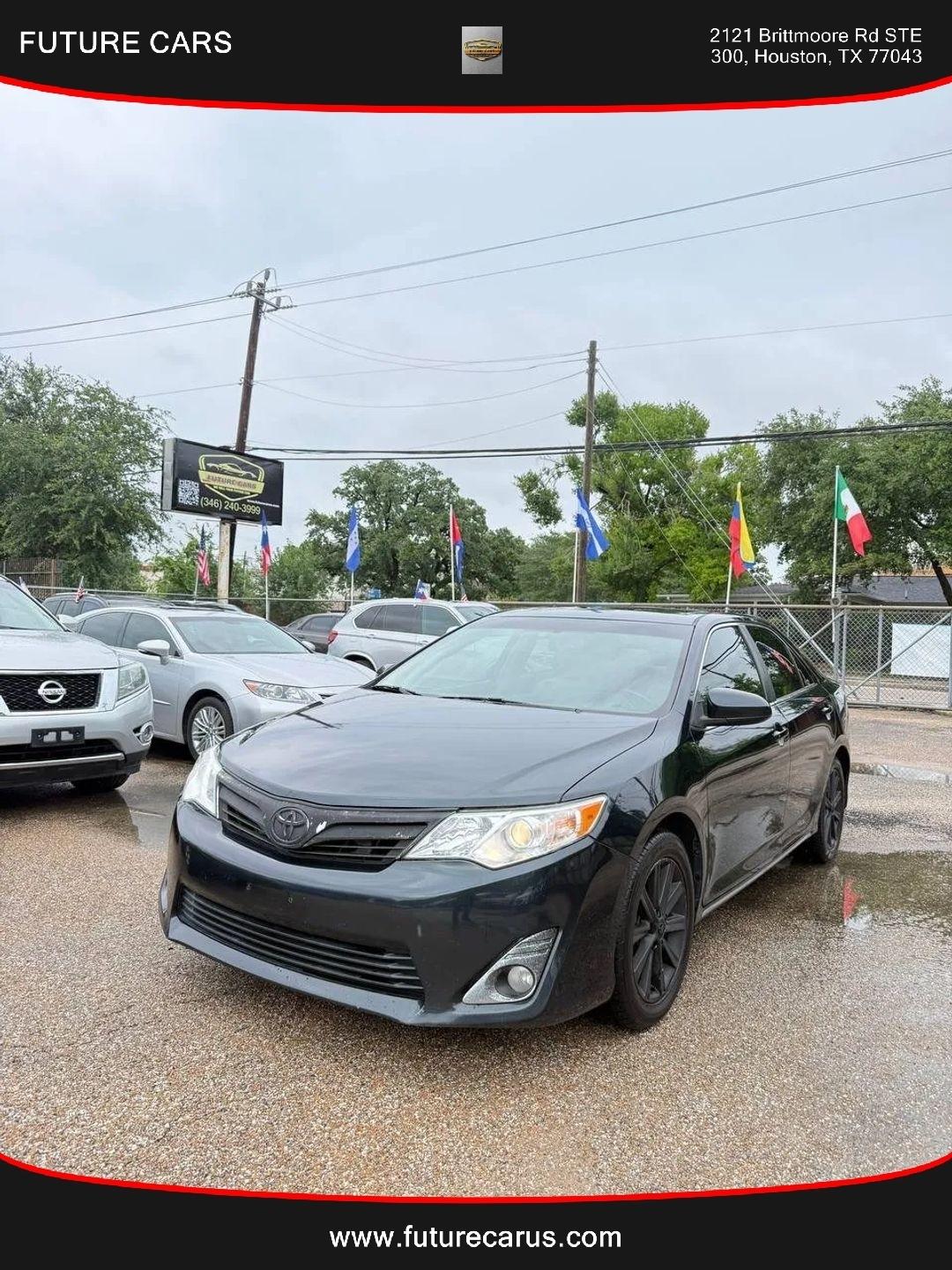Toyota Camry  2014
