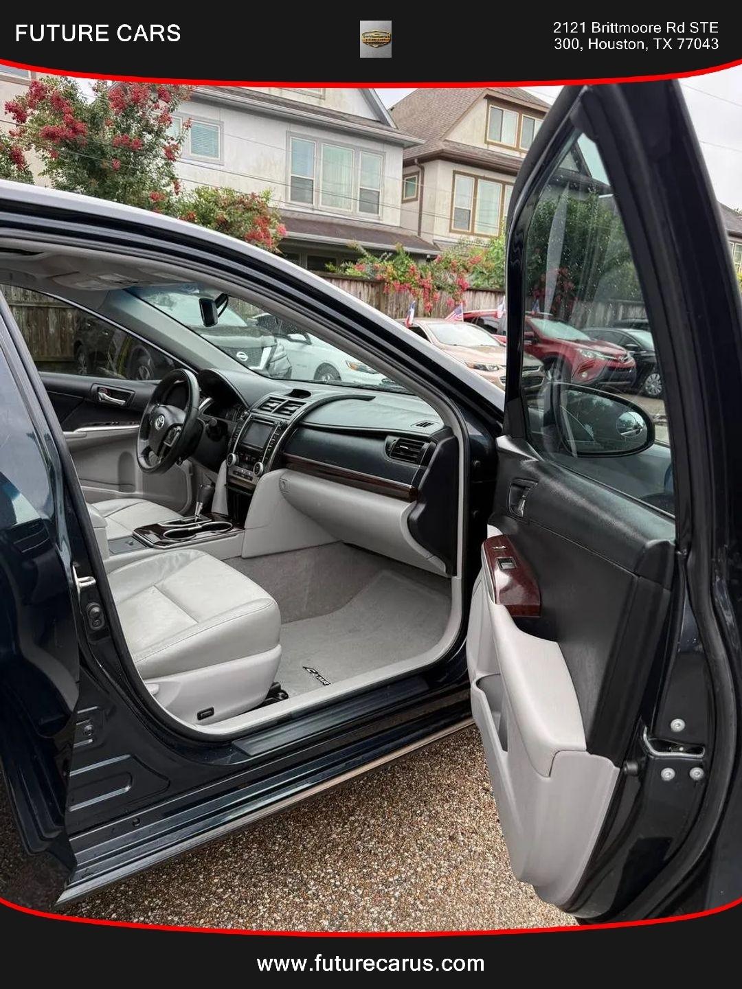 Toyota Camry  2014
