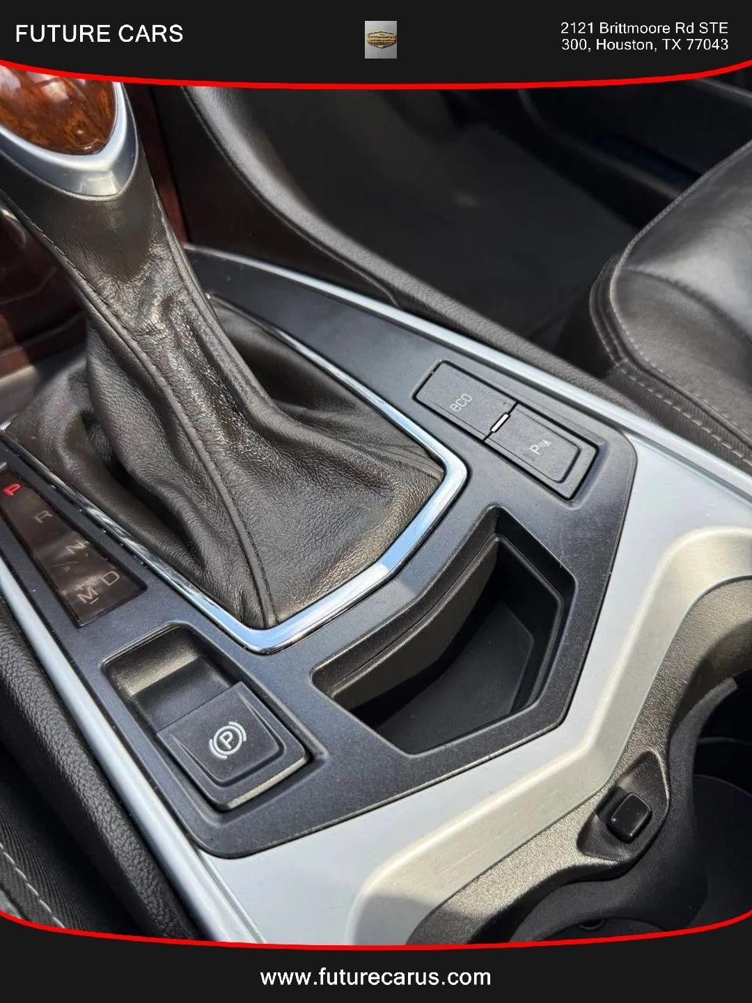 Cadillac SRX  2014