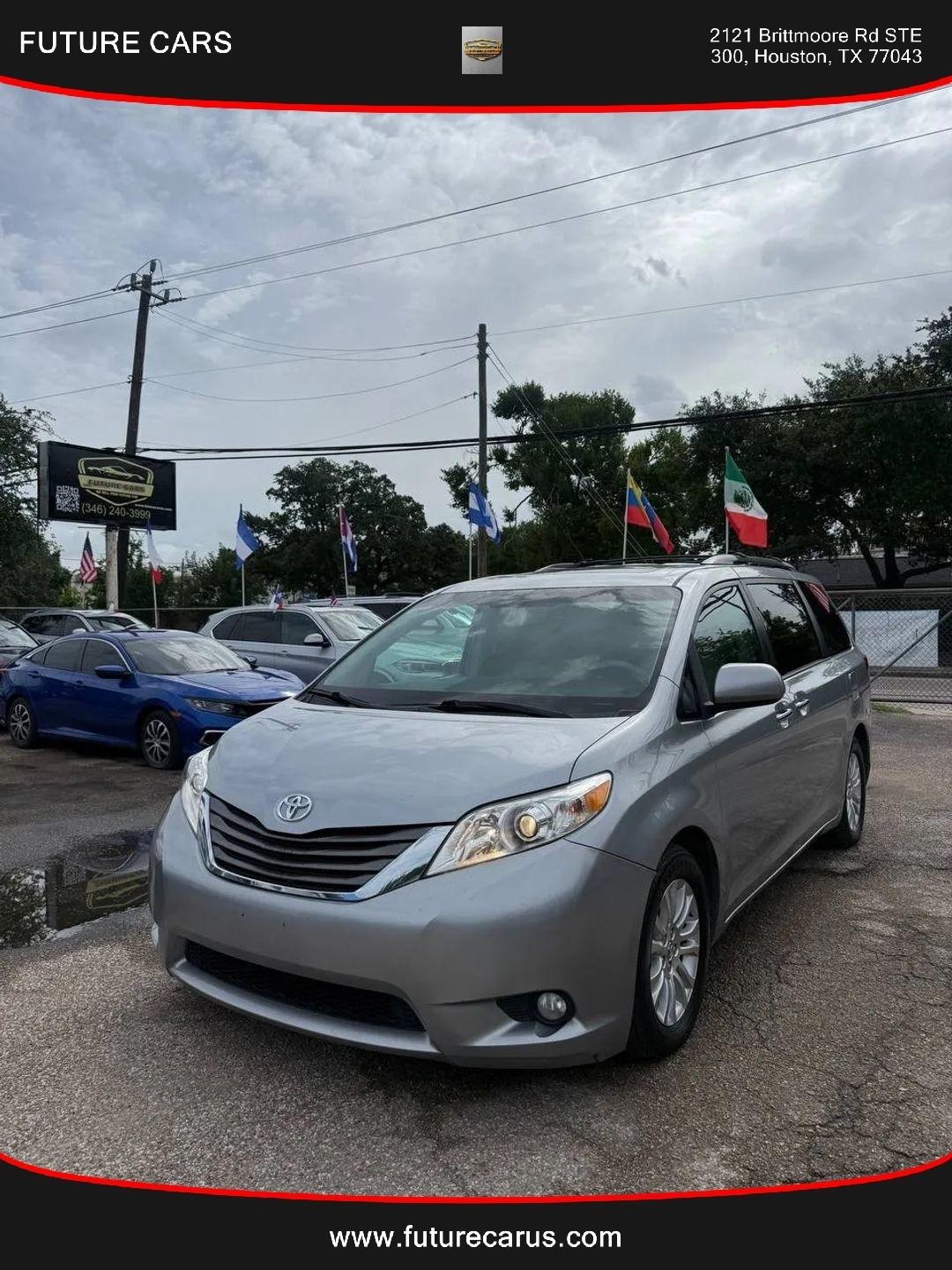 Toyota Sienna  2014