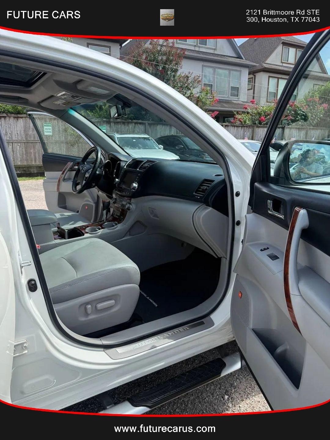 Toyota Highlander  2012