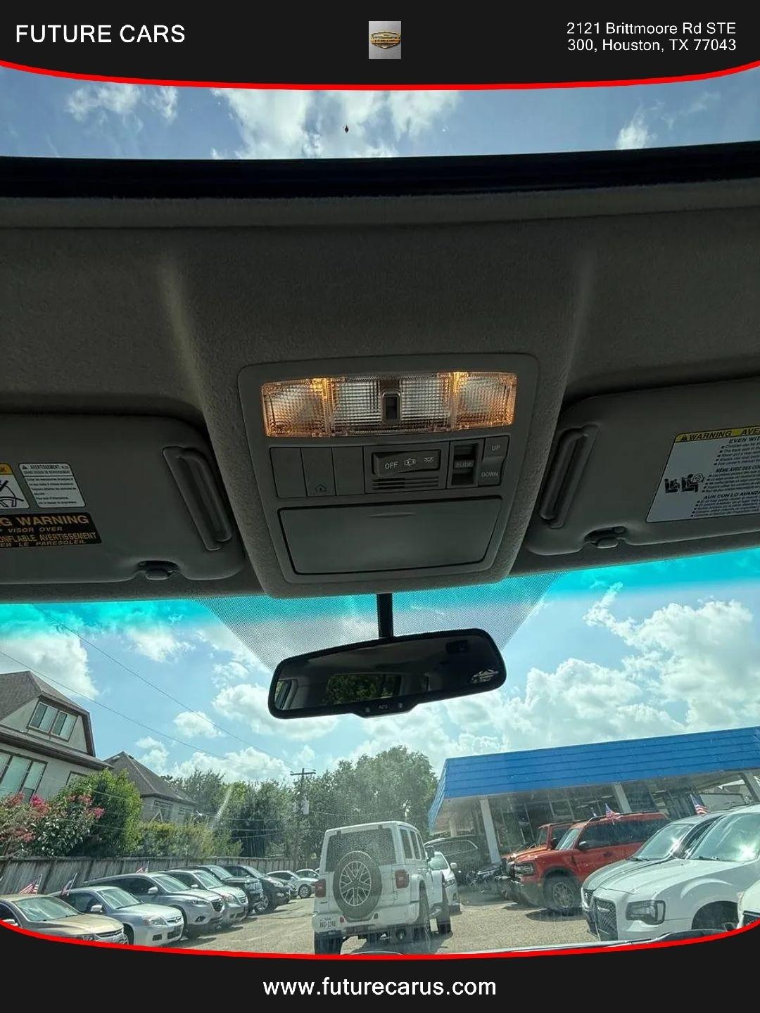 Toyota Highlander  2012