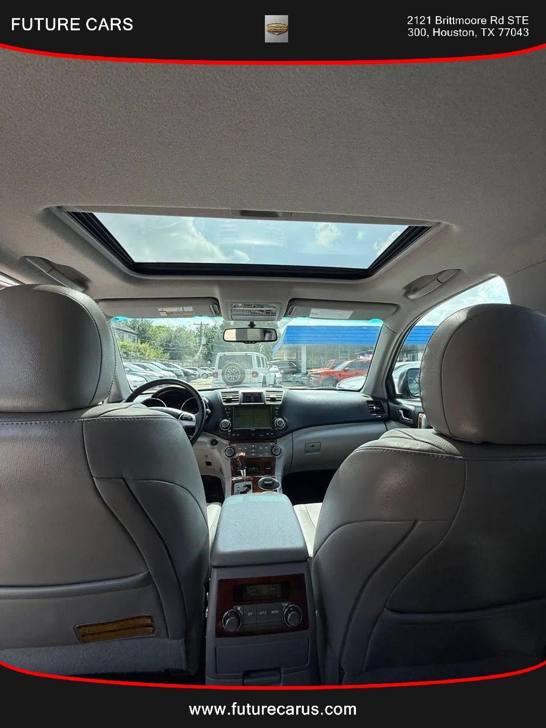 Toyota Highlander  2012