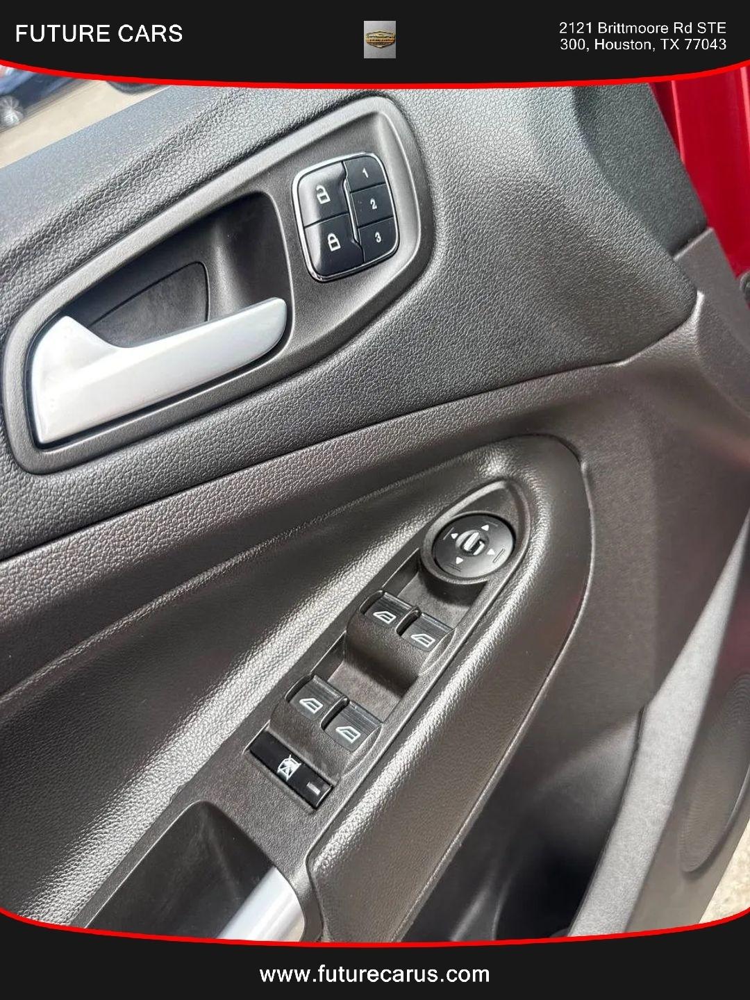 Ford Escape  2016