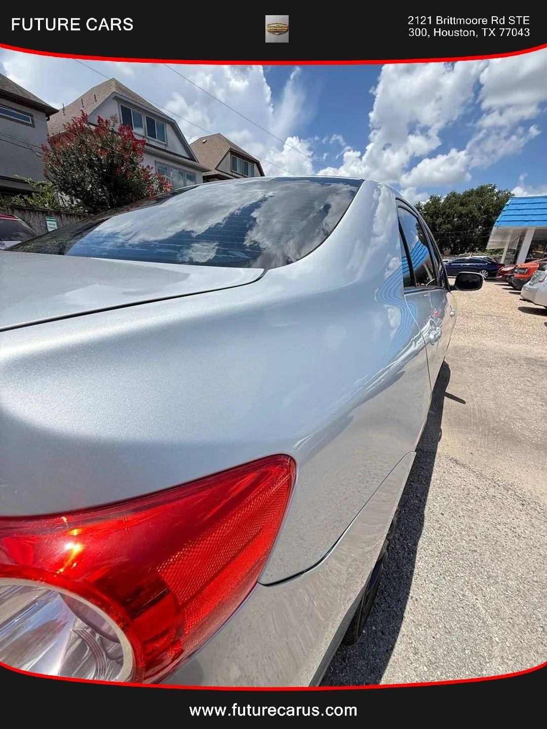 Toyota Corolla  2013