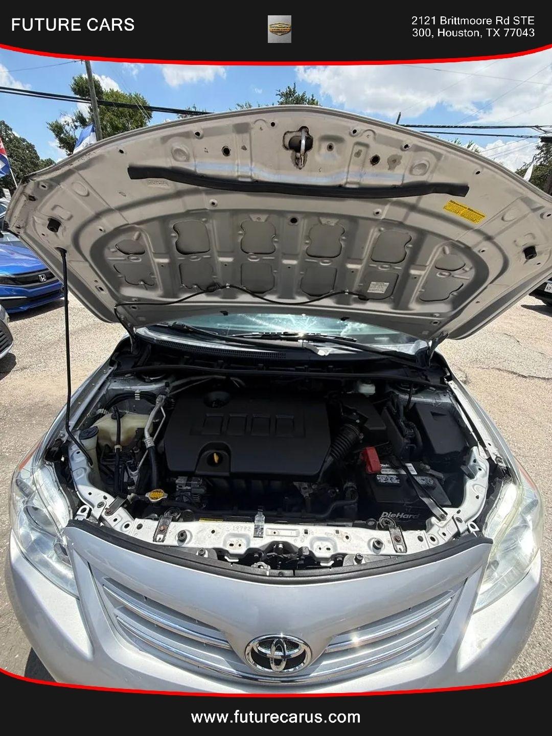 Toyota Corolla  2013