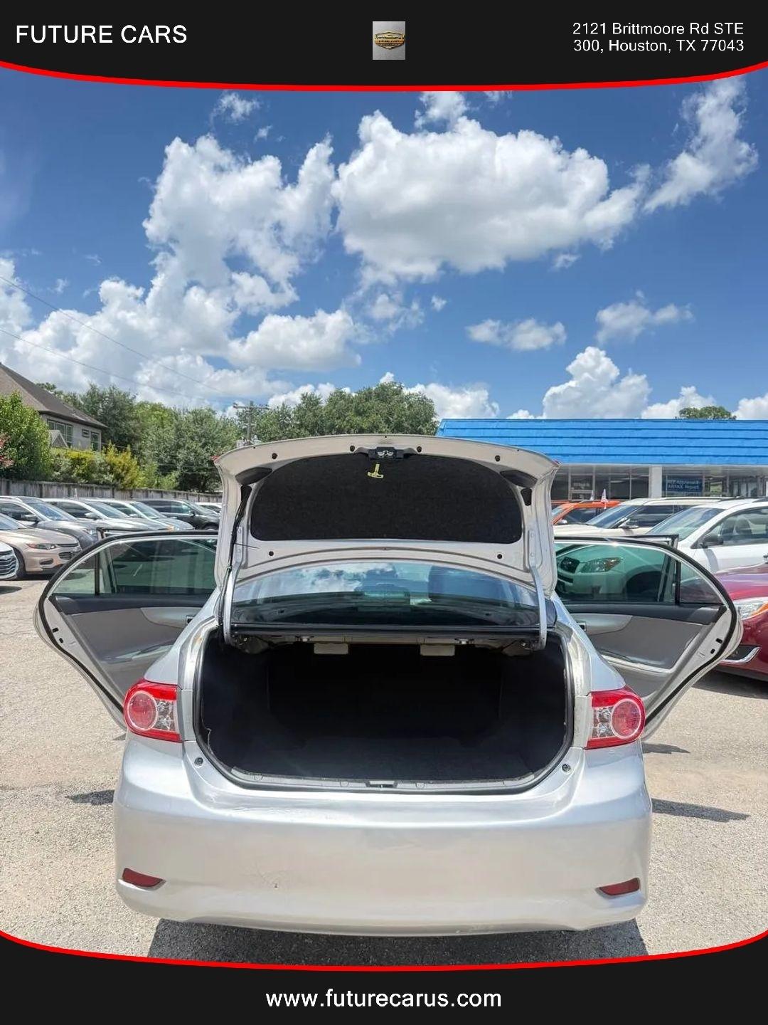 Toyota Corolla  2013