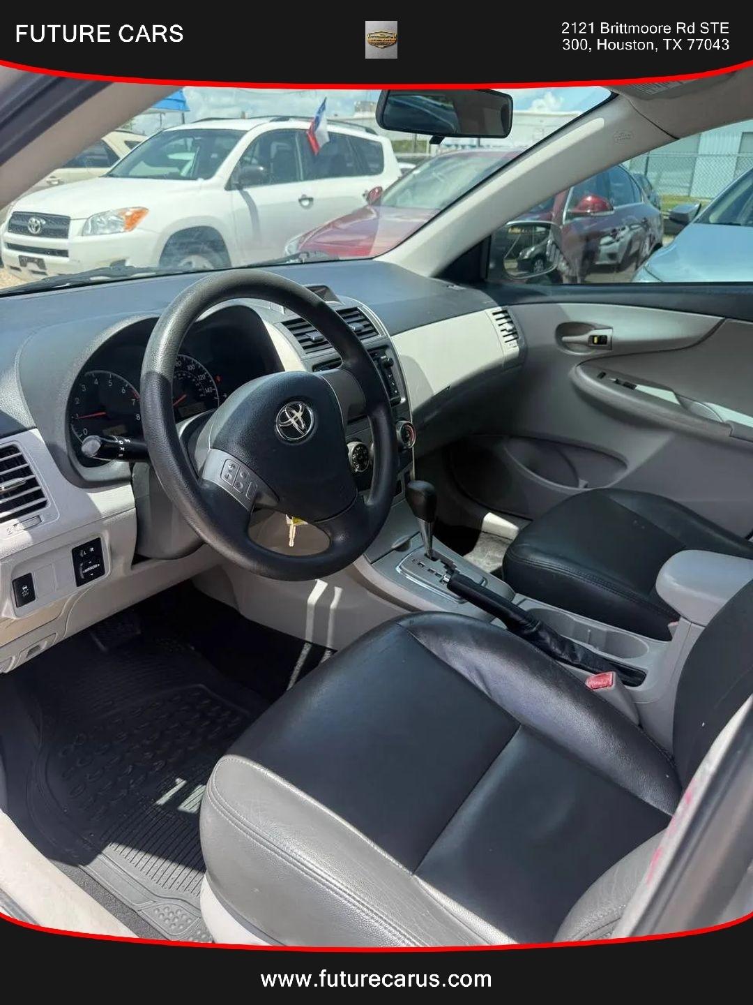 Toyota Corolla  2013
