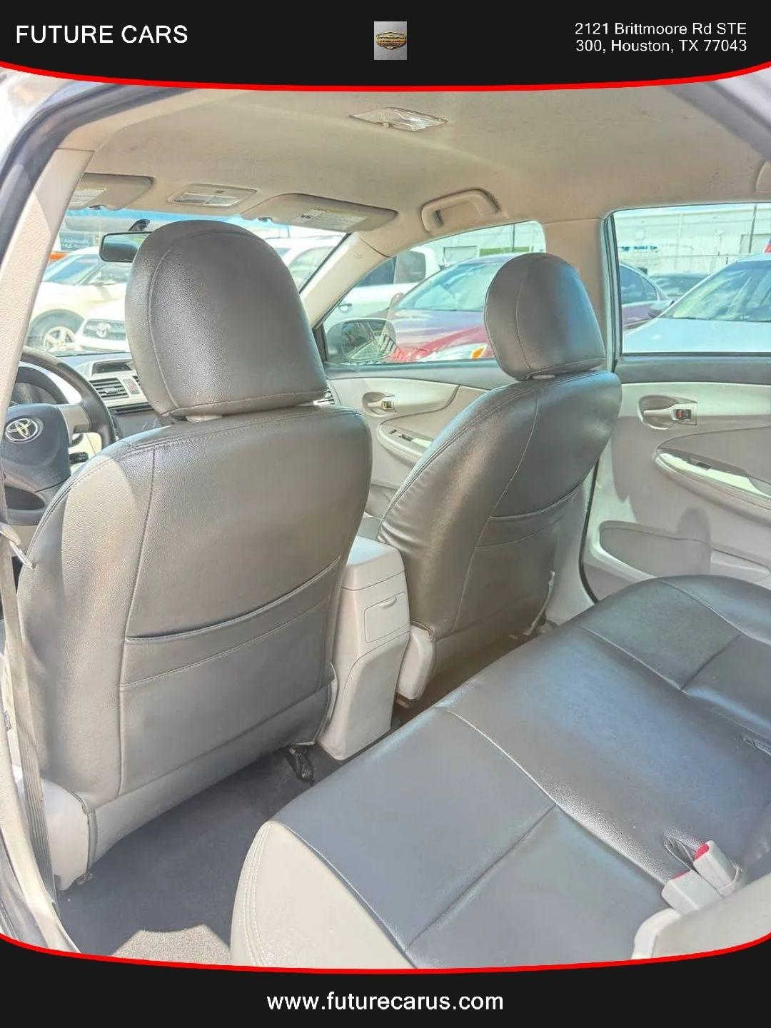 Toyota Corolla  2013