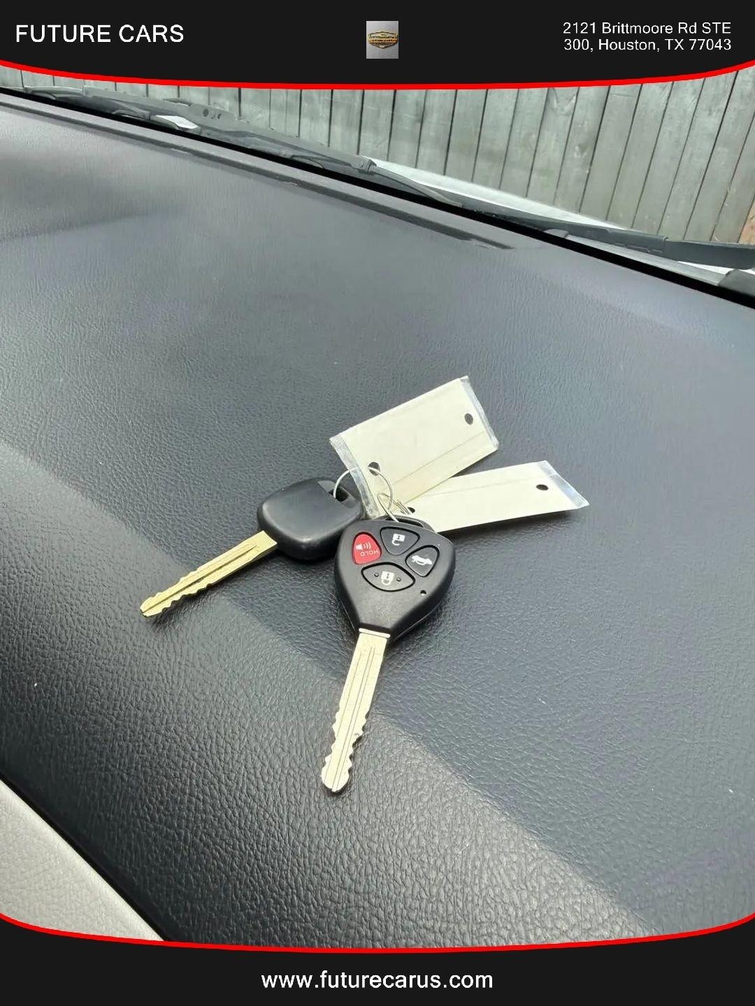Toyota Corolla  2013