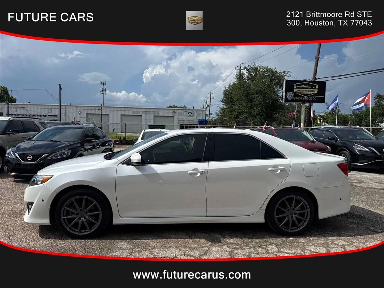 Toyota Camry  2012