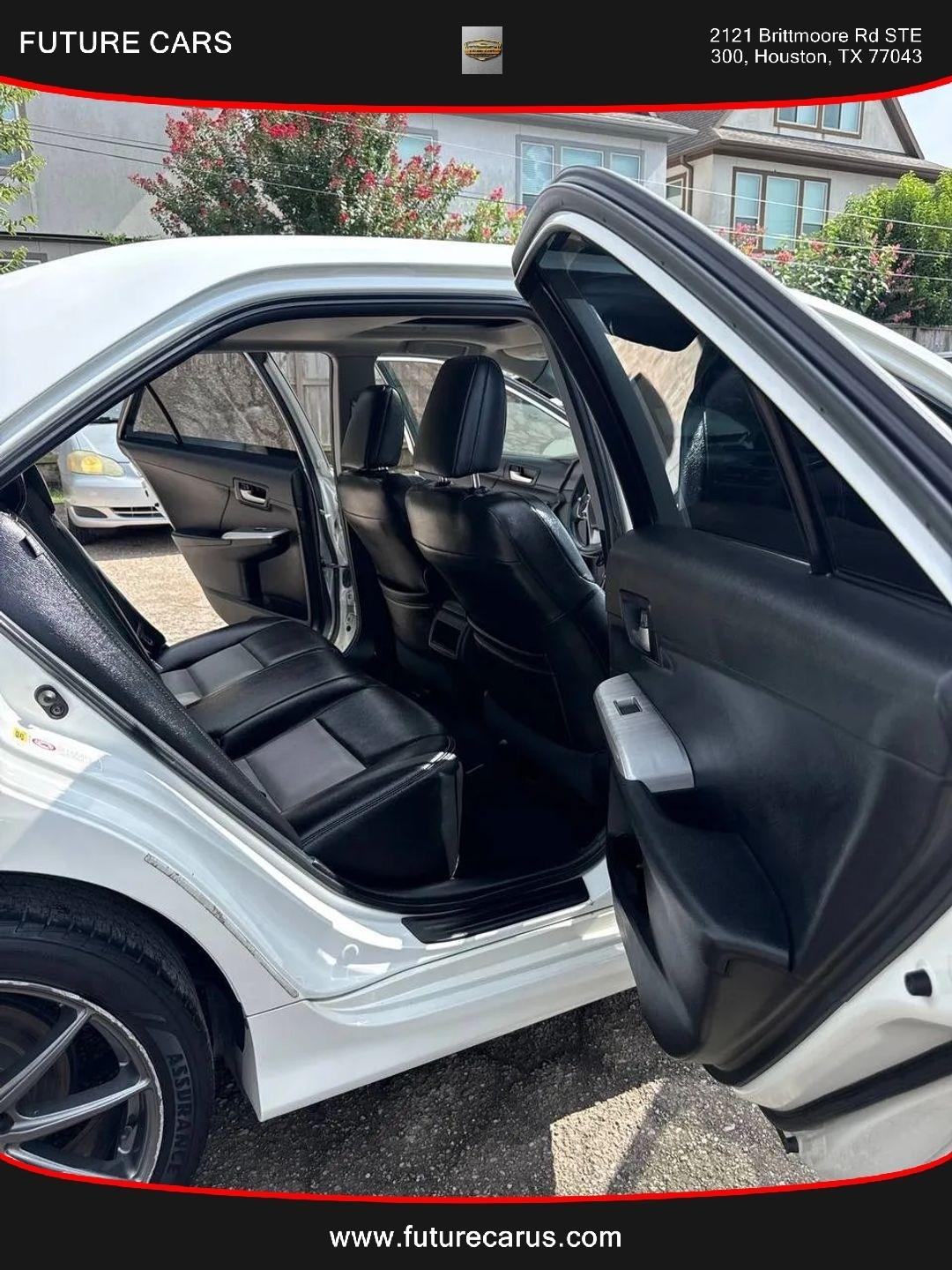 Toyota Camry  2012