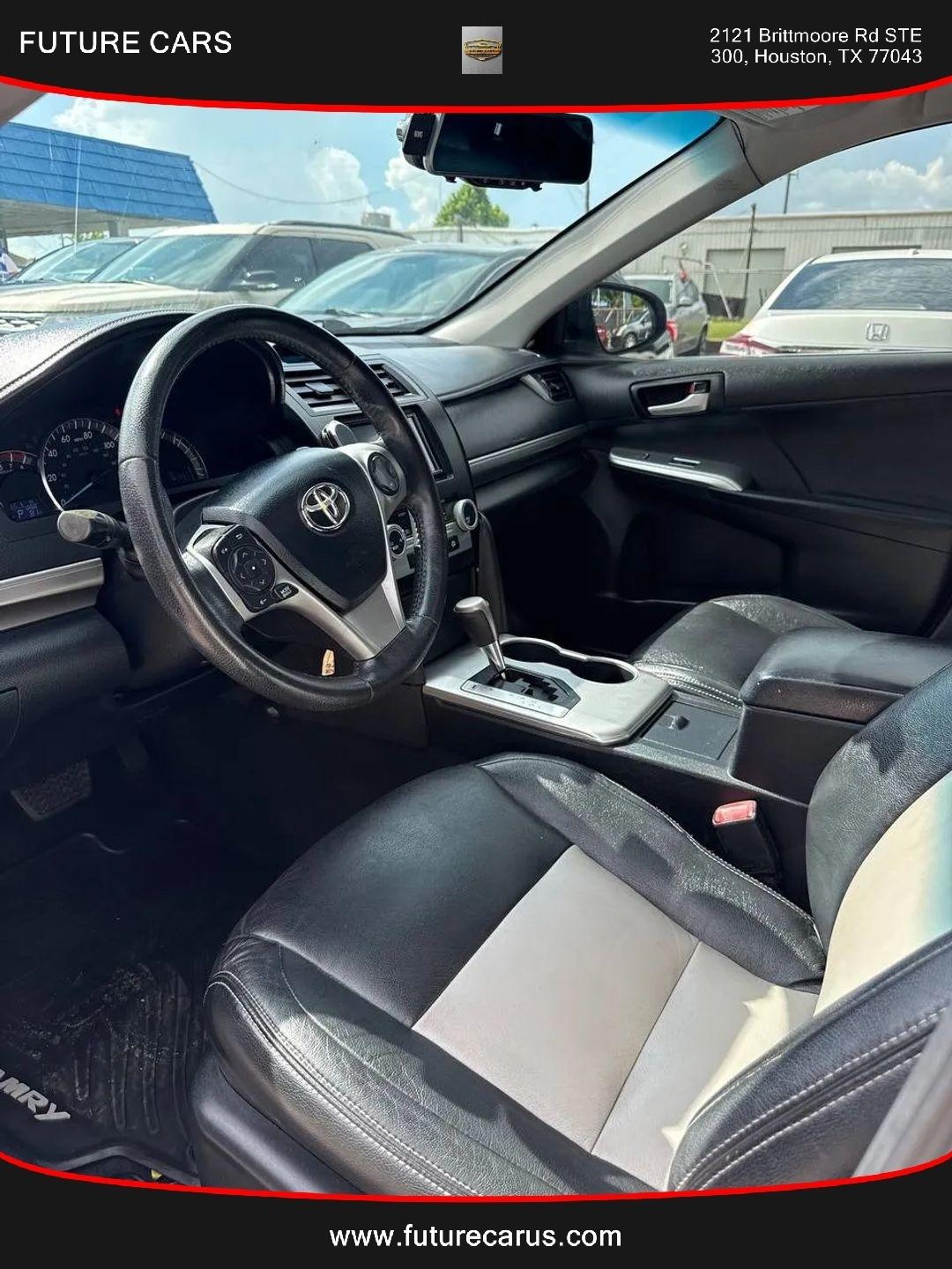 Toyota Camry  2012