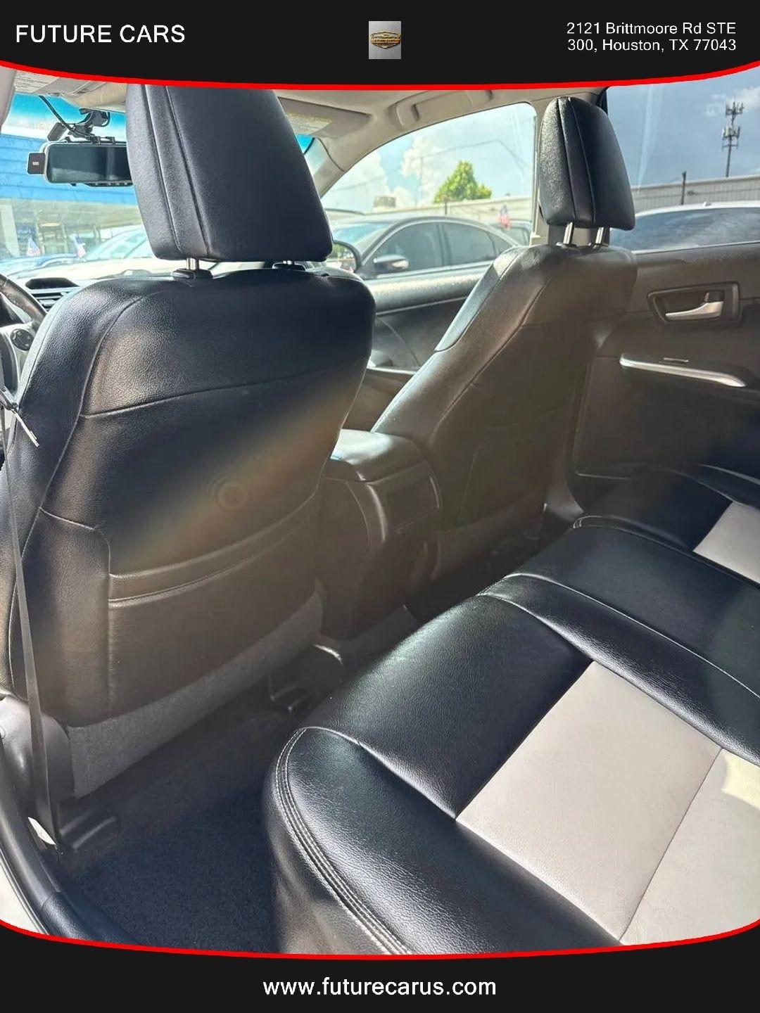 Toyota Camry  2012