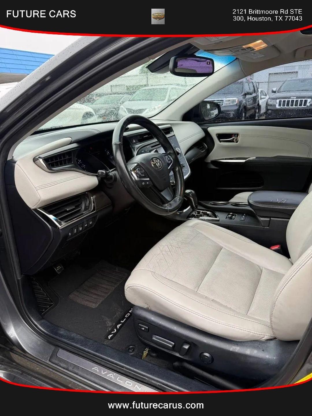 Toyota Avalon  2017