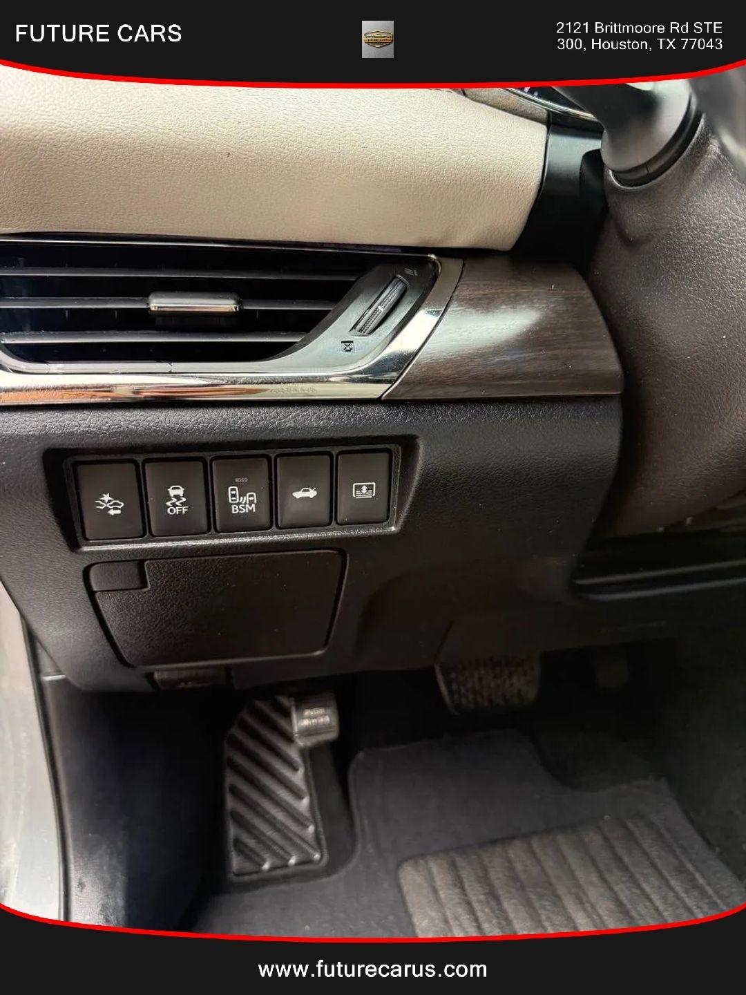 Toyota Avalon  2017