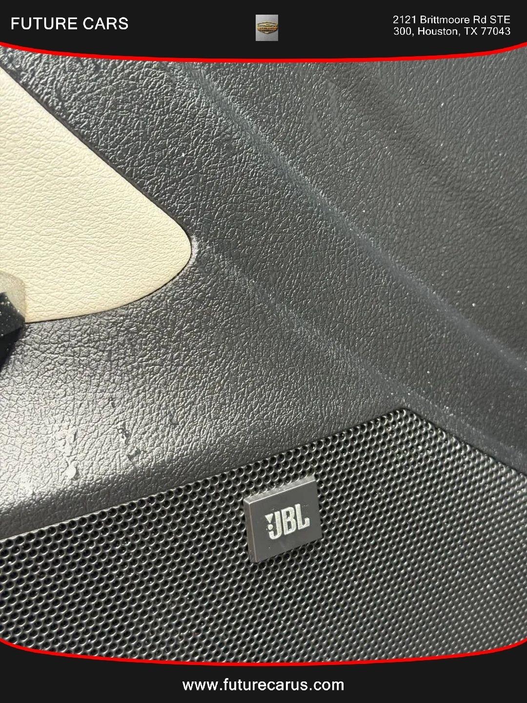Toyota Avalon  2017