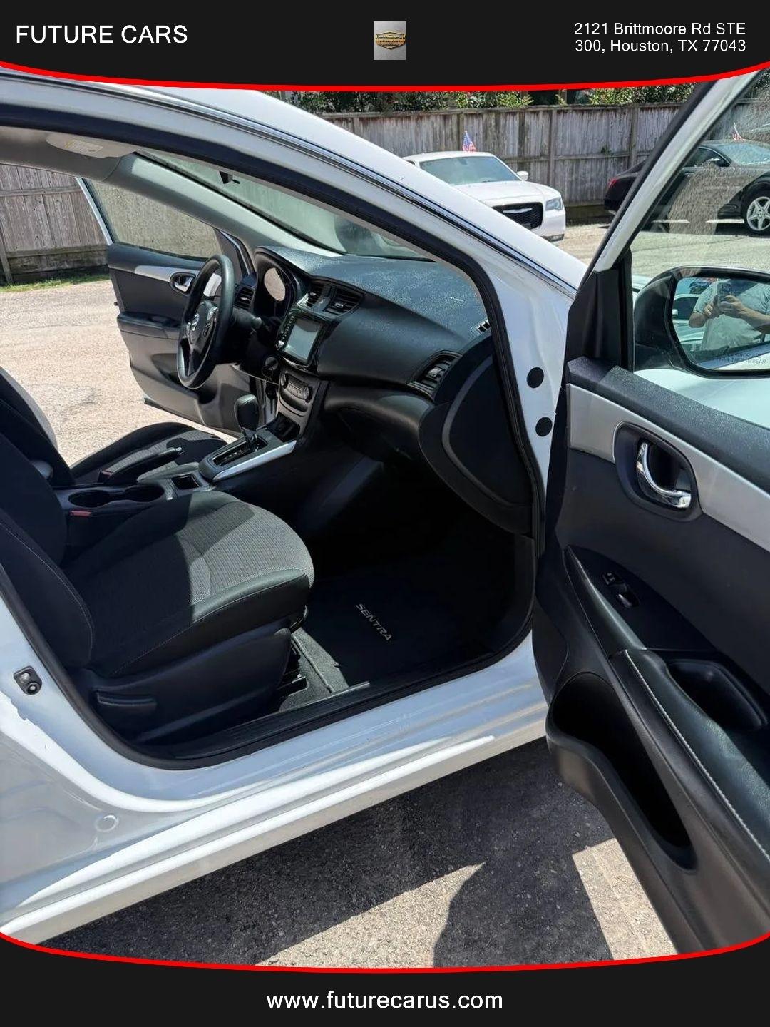 Nissan Sentra  2019