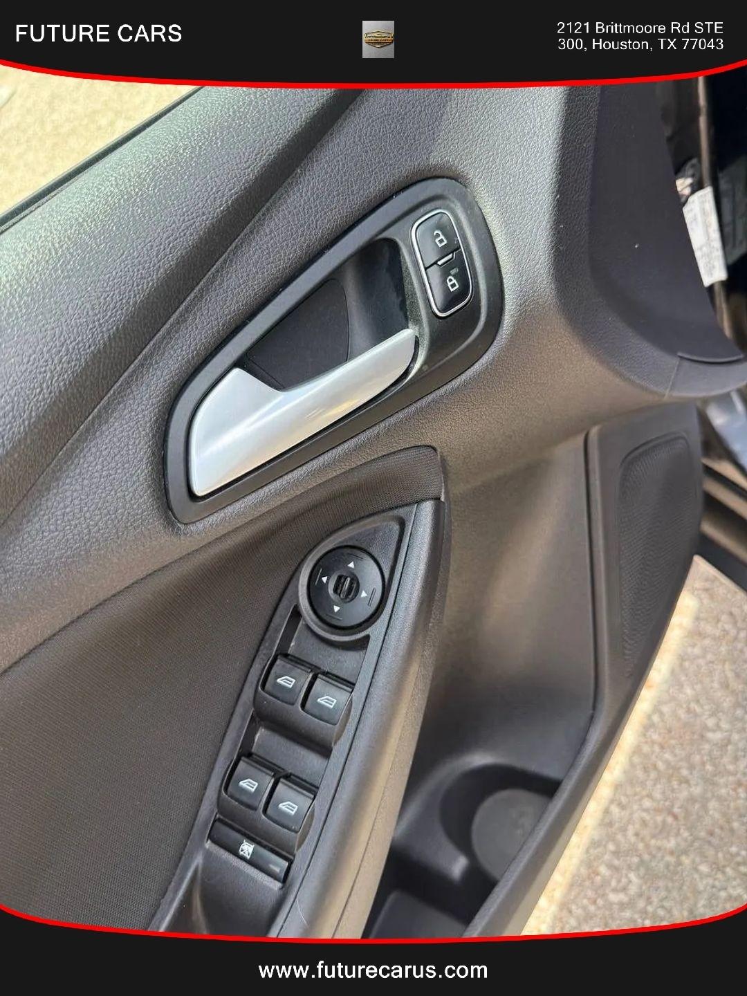 Ford Focus  2015