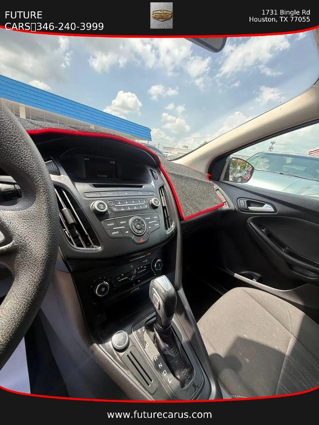 Ford Focus  2015
