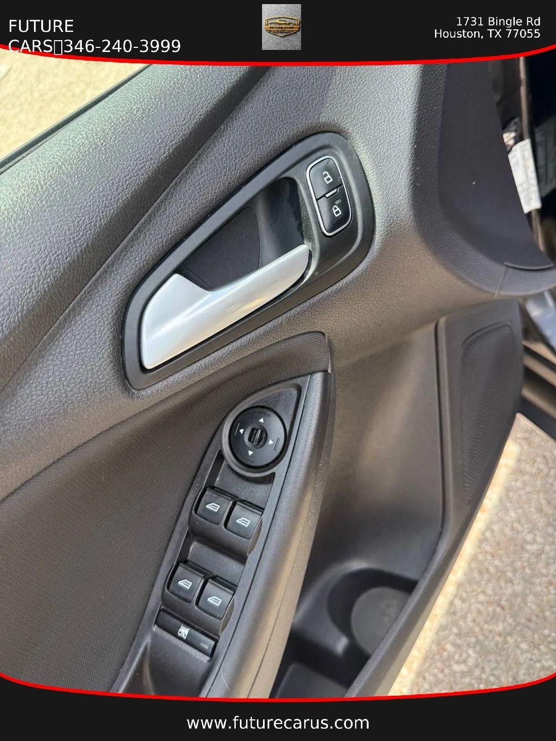 Ford Focus  2015