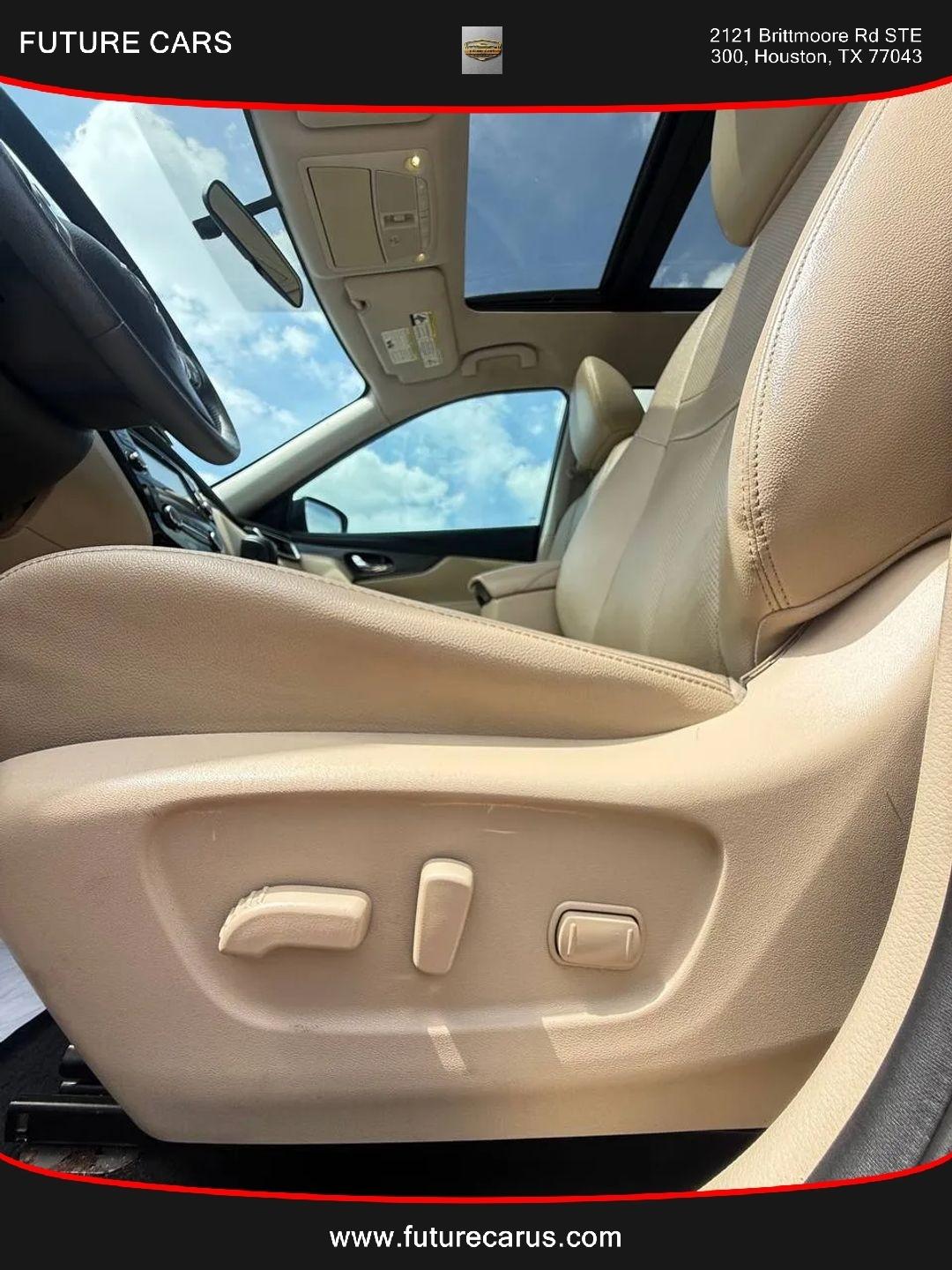 Nissan Rogue  2016
