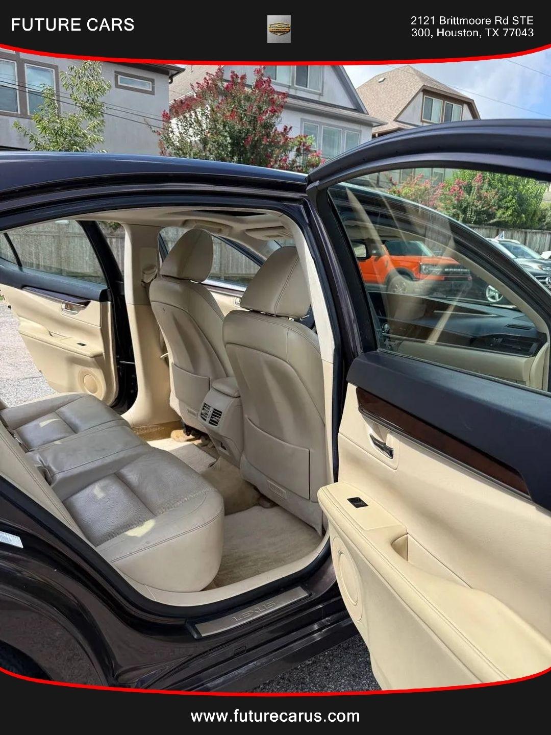 Lexus ES 350  2013
