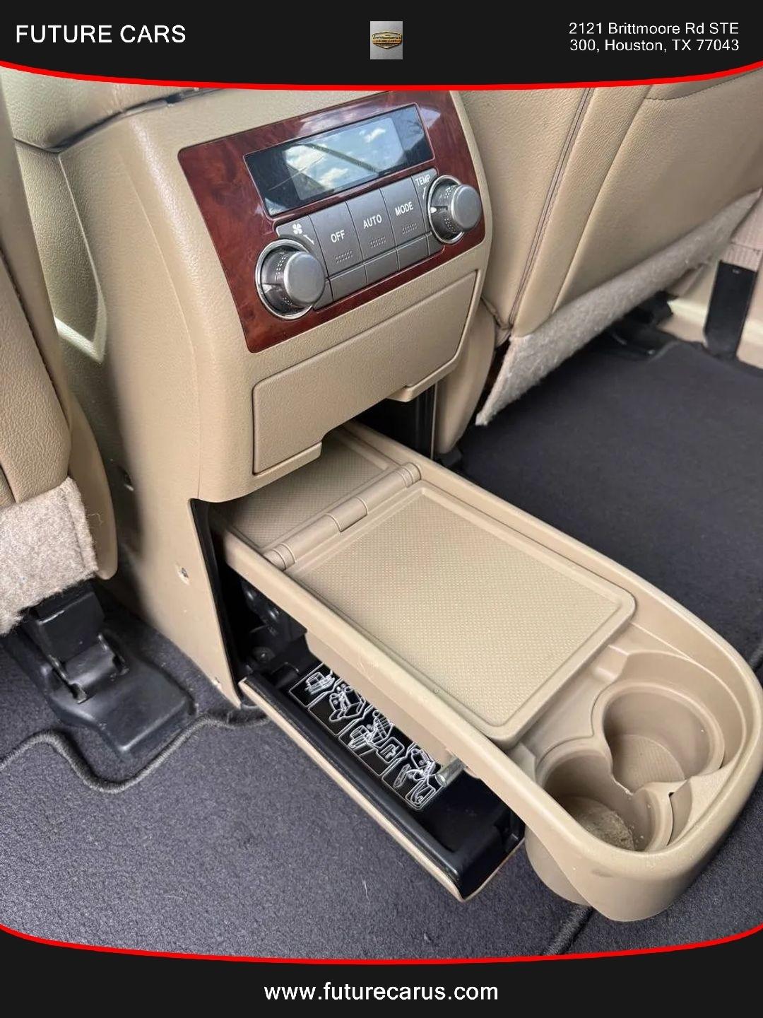 Toyota Highlander  2012