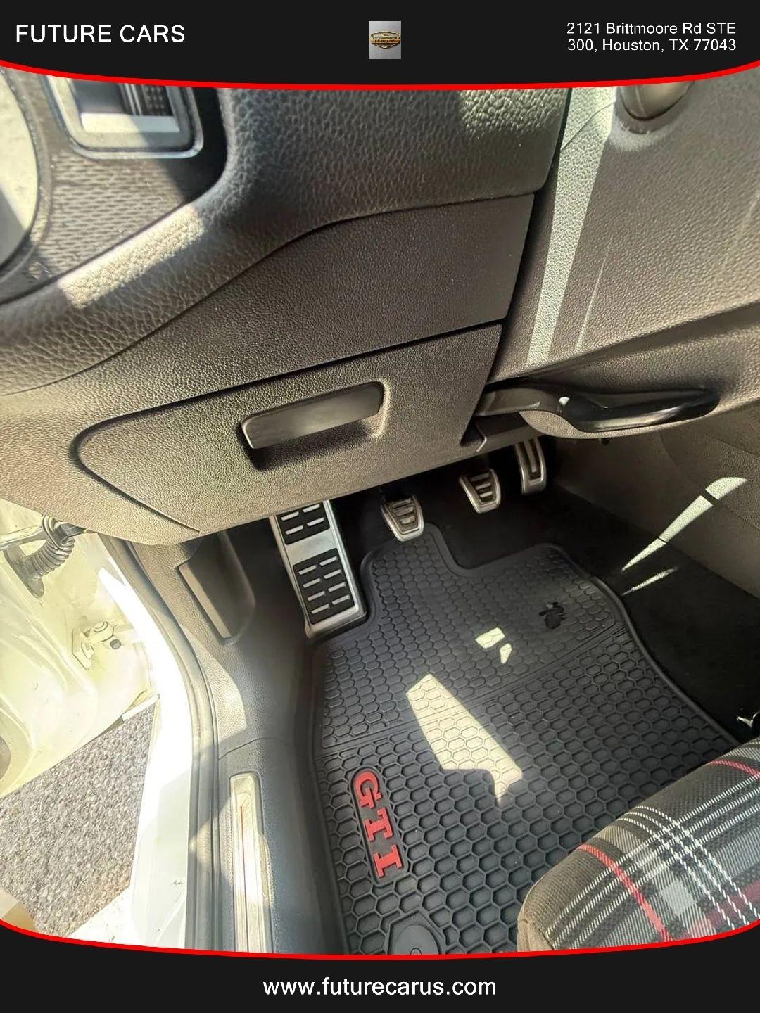 Volkswagen GTI  2016