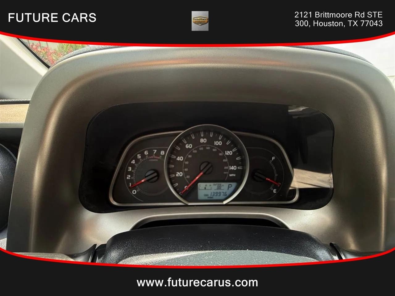 Toyota RAV4  2015