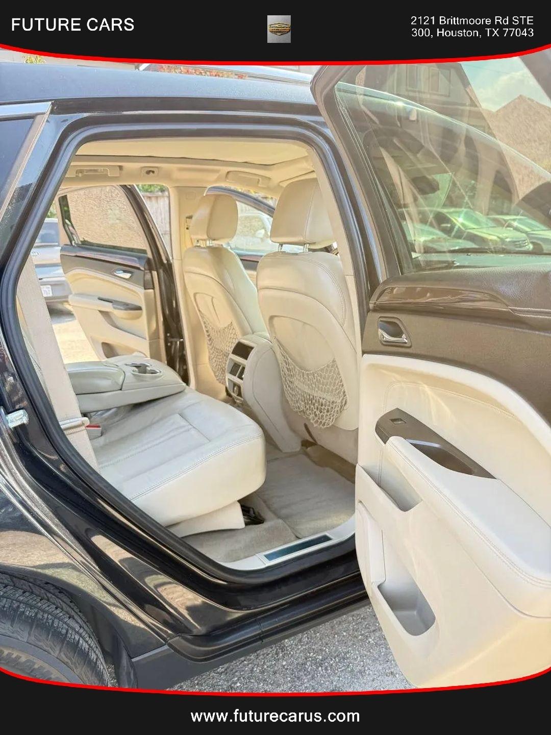 Cadillac SRX  2012