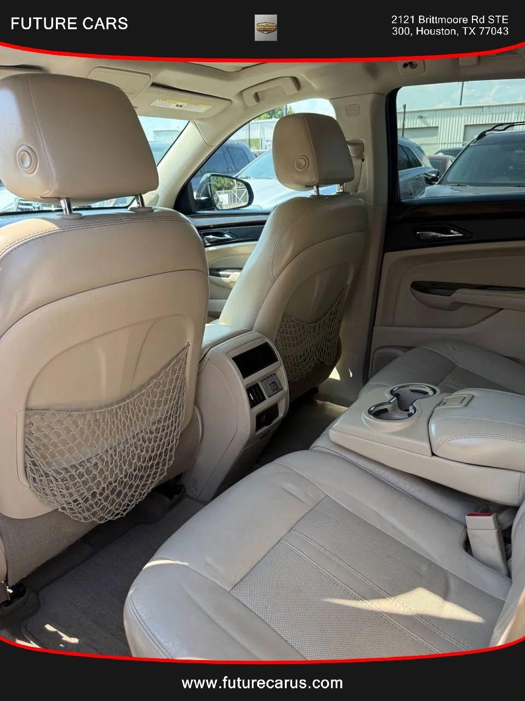 Cadillac SRX  2012