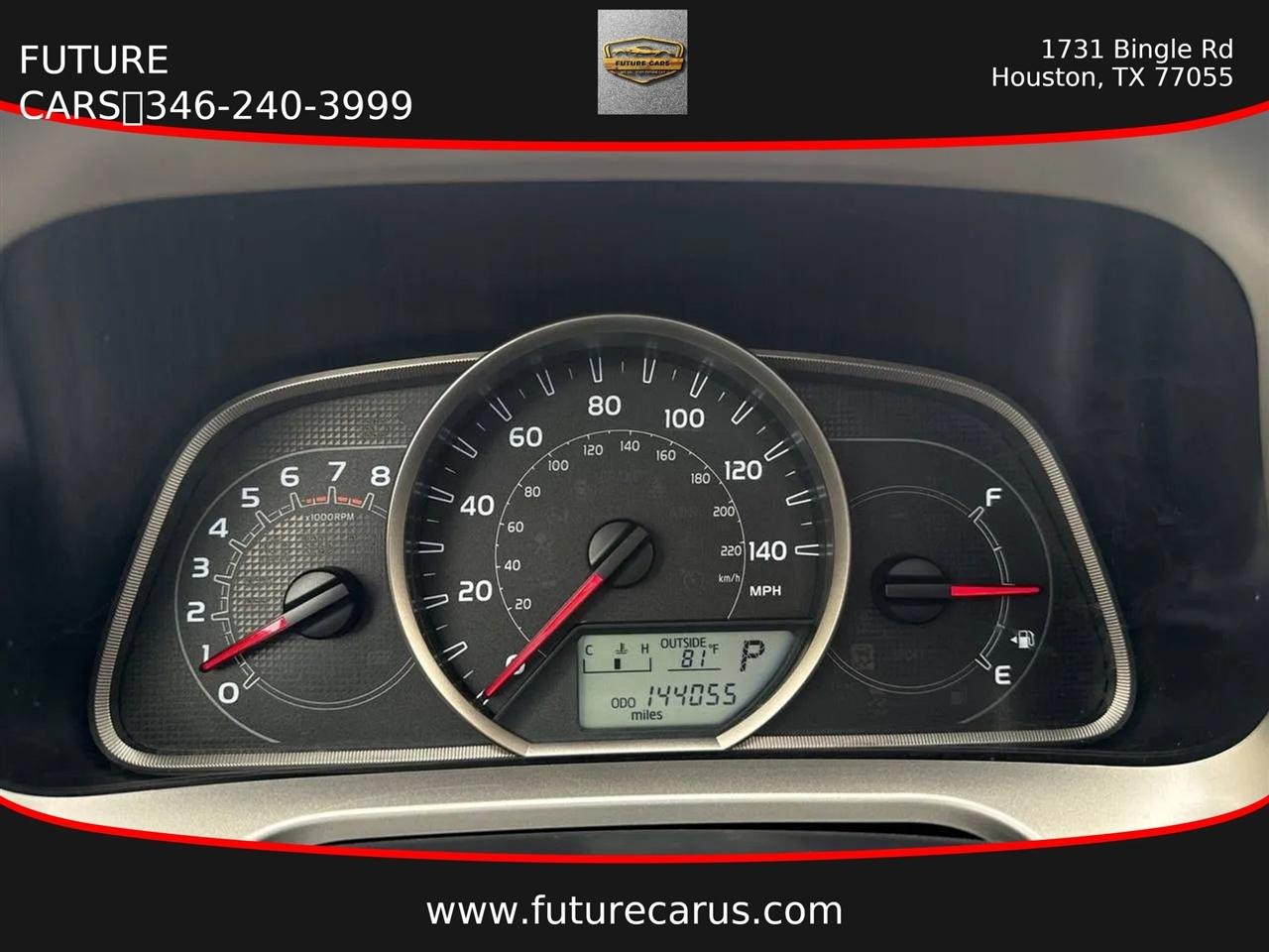 Toyota RAV4  2013