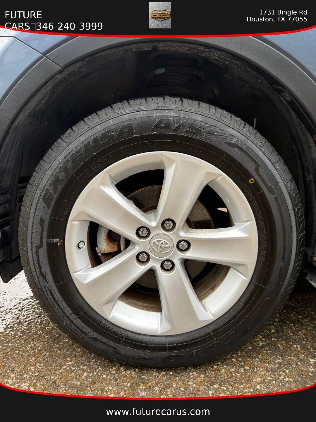 Toyota RAV4  2013