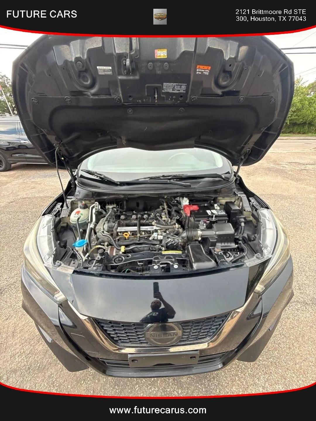 Nissan Versa  2020