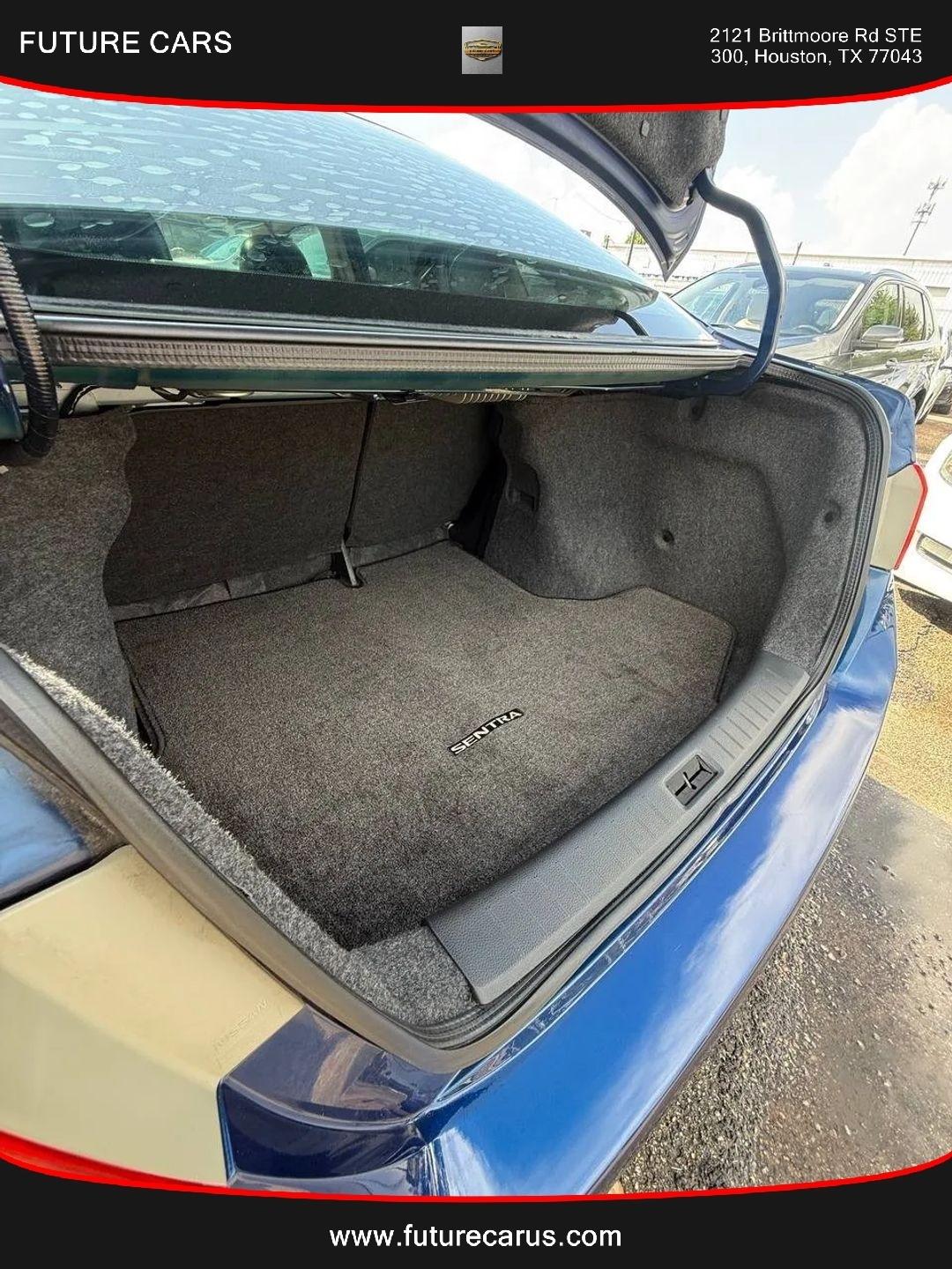 Nissan Sentra  2016