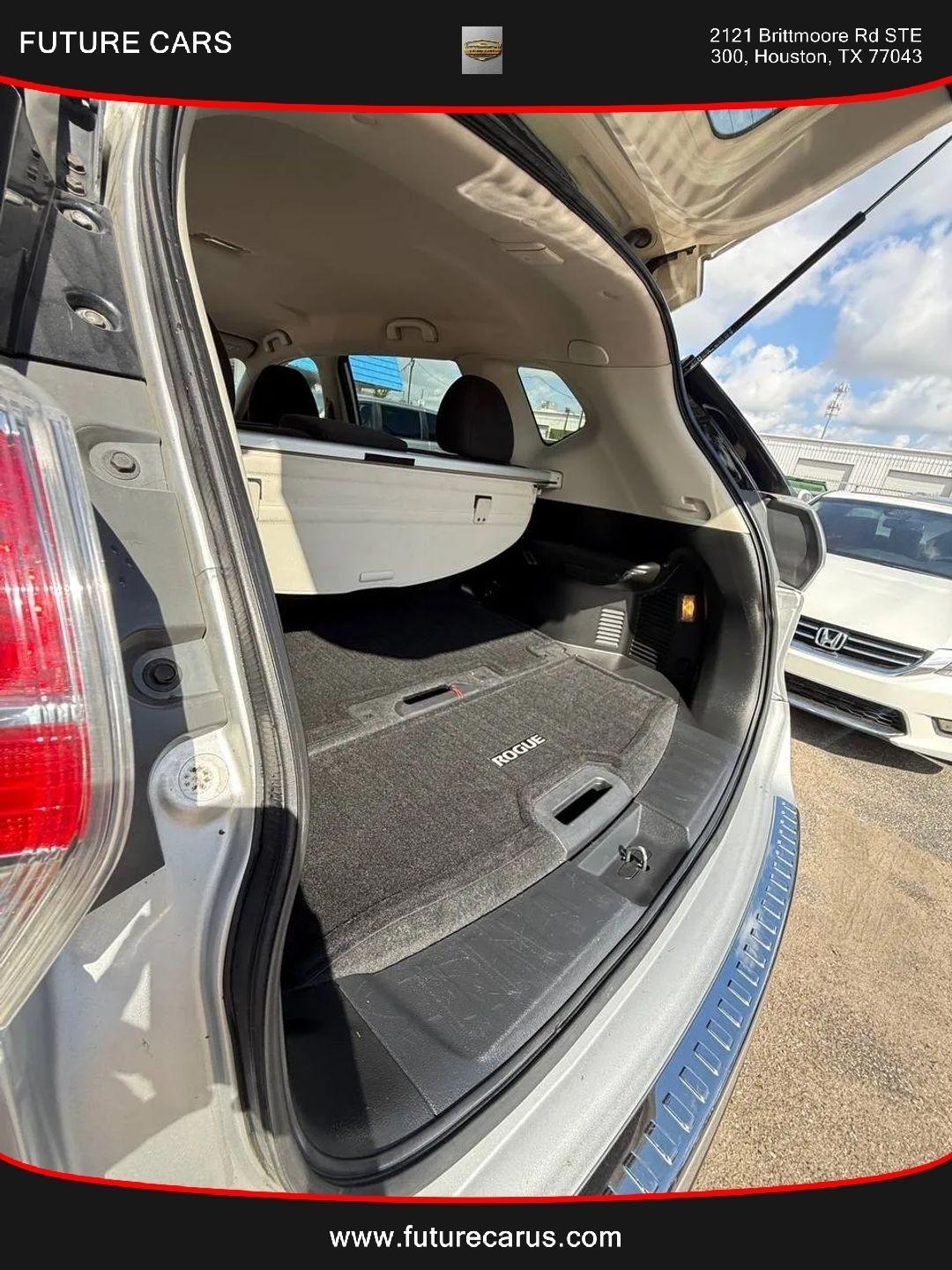 Nissan Rogue  2015