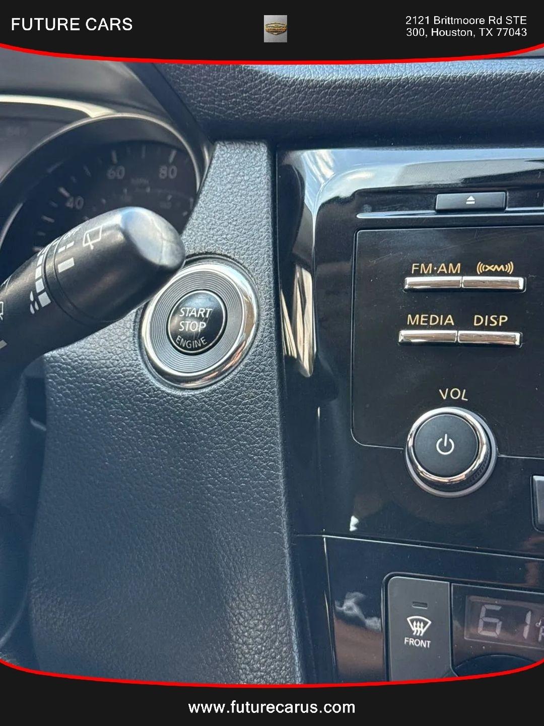 Nissan Rogue  2015