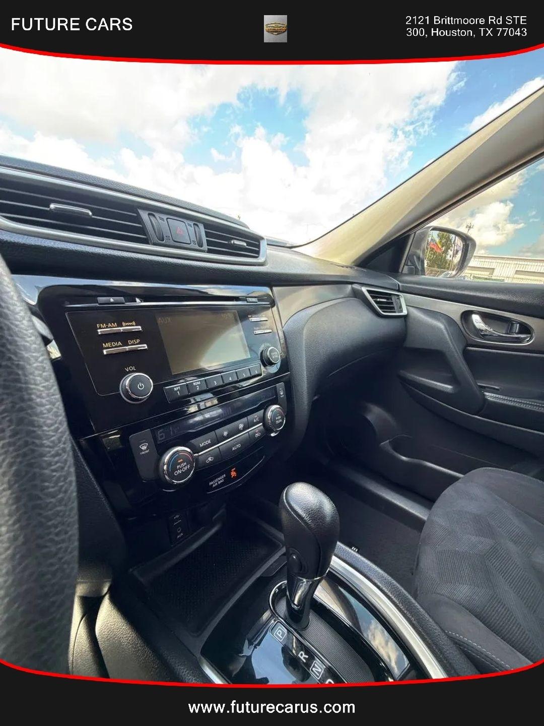 Nissan Rogue  2015