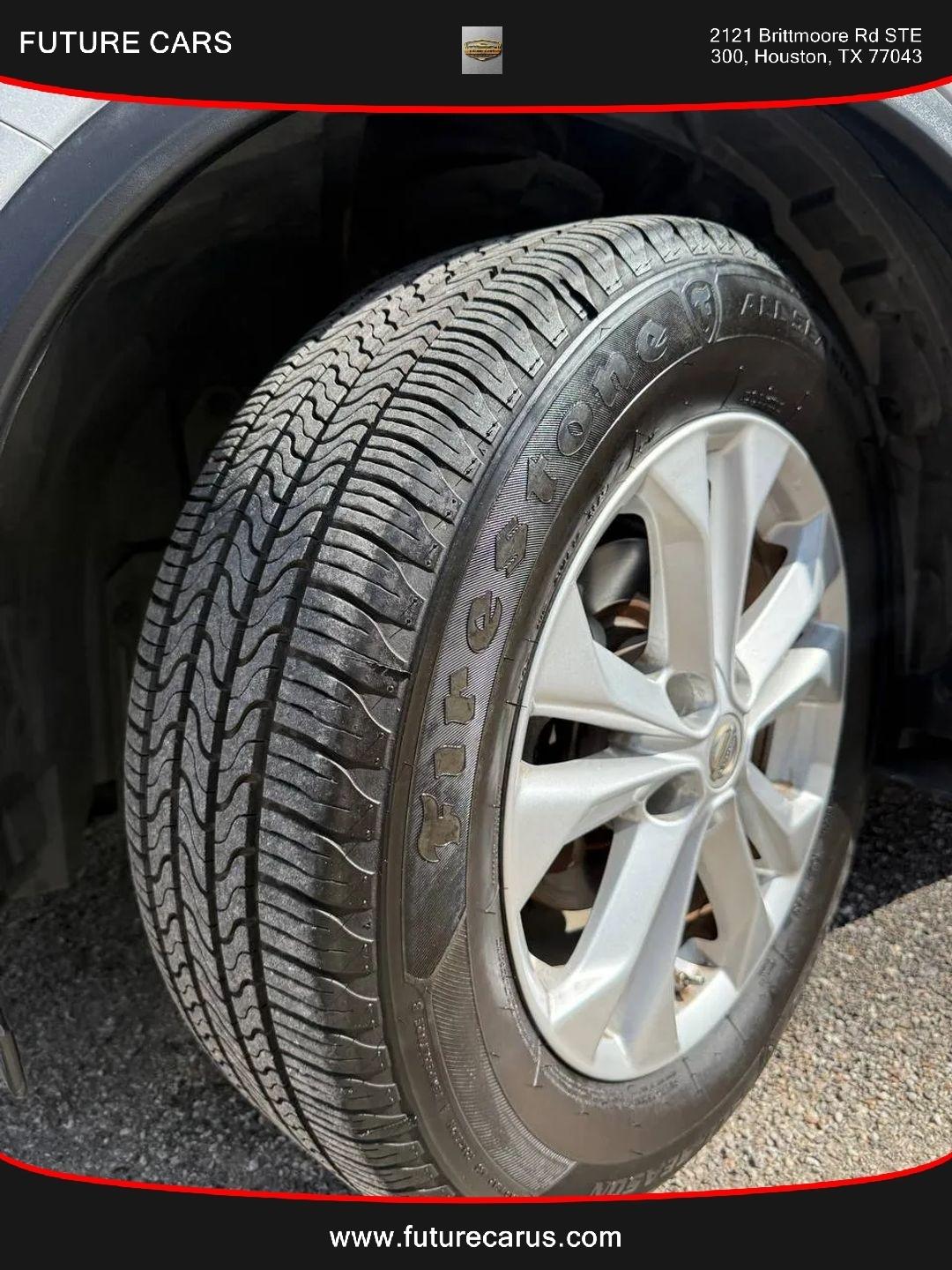 Nissan Rogue  2015