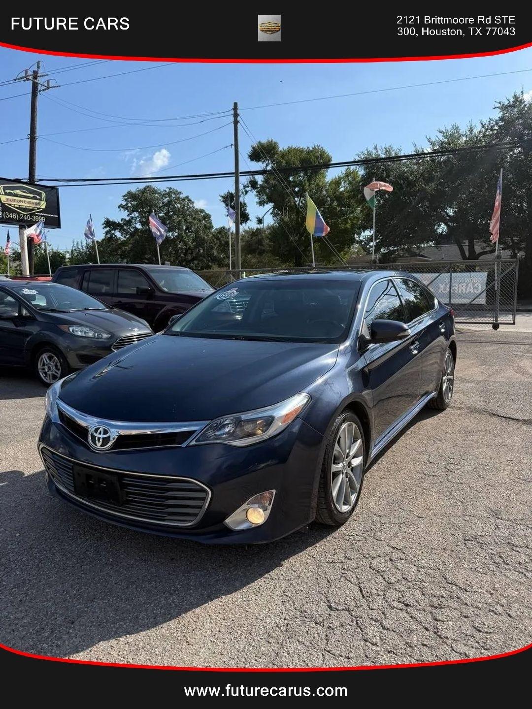 Toyota Avalon  2015