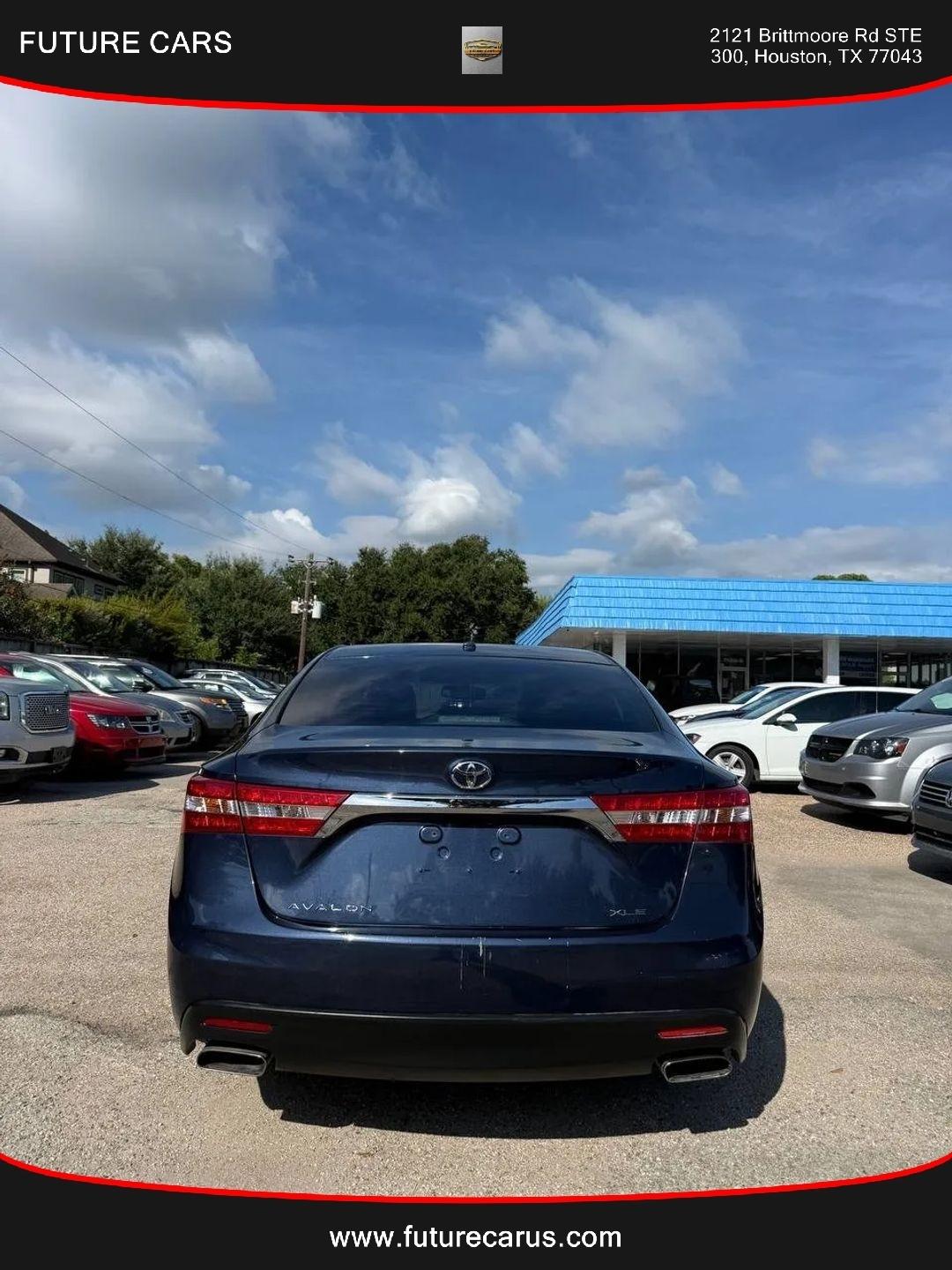 Toyota Avalon  2015