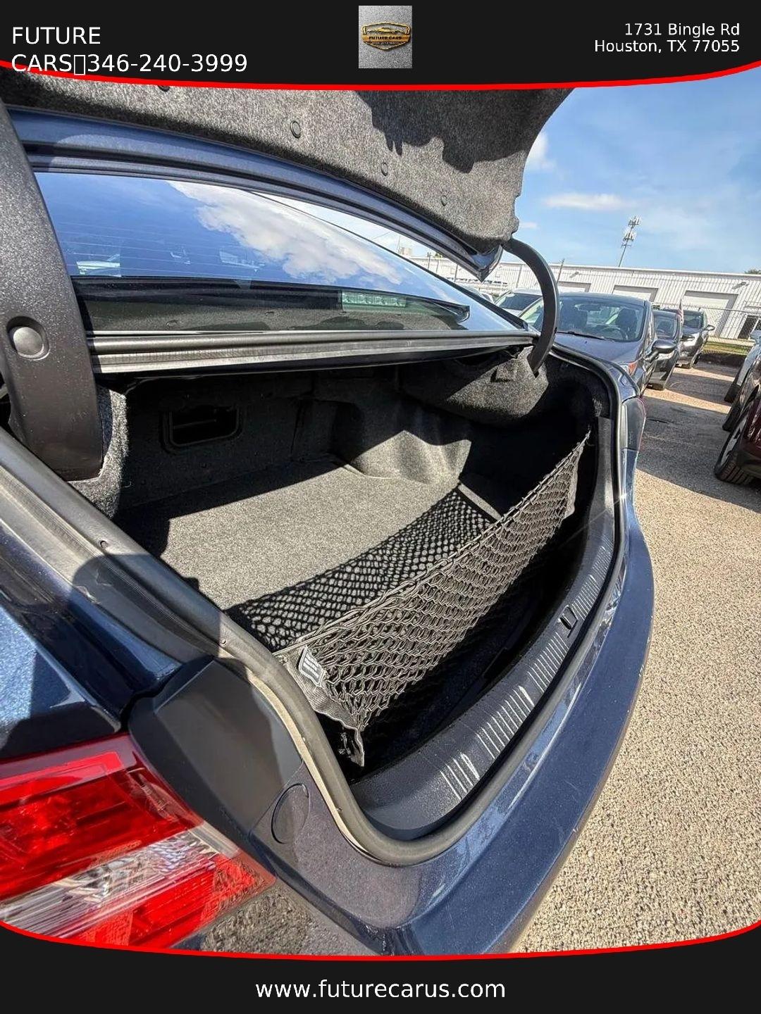 Toyota Avalon  2015
