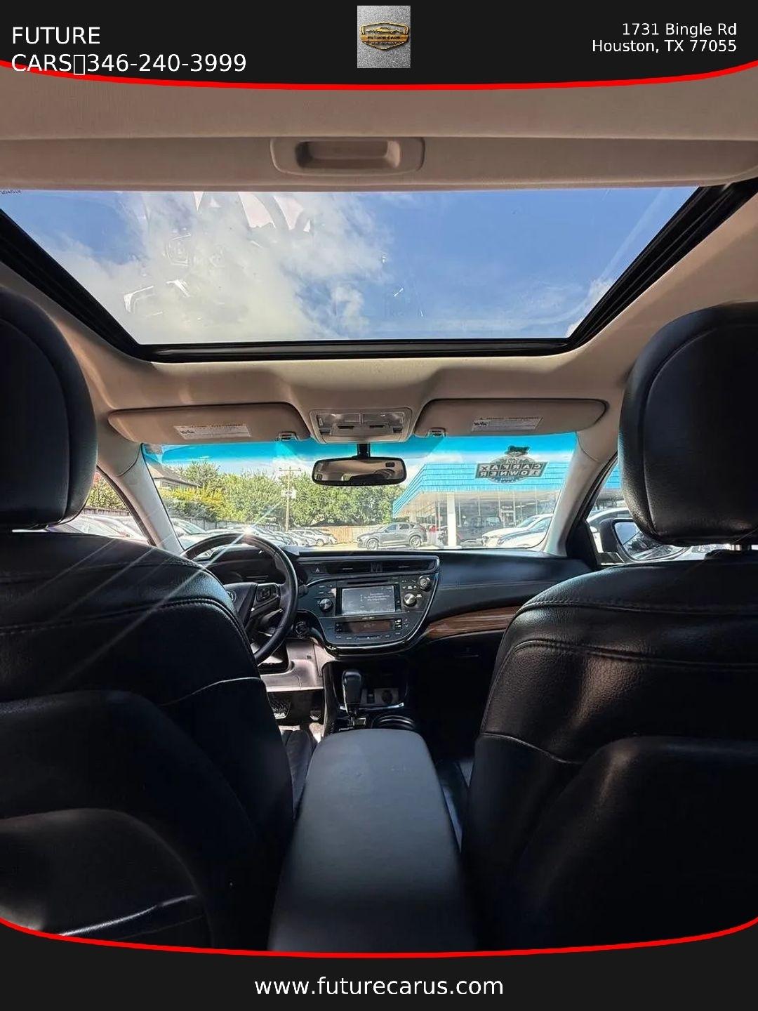 Toyota Avalon  2015