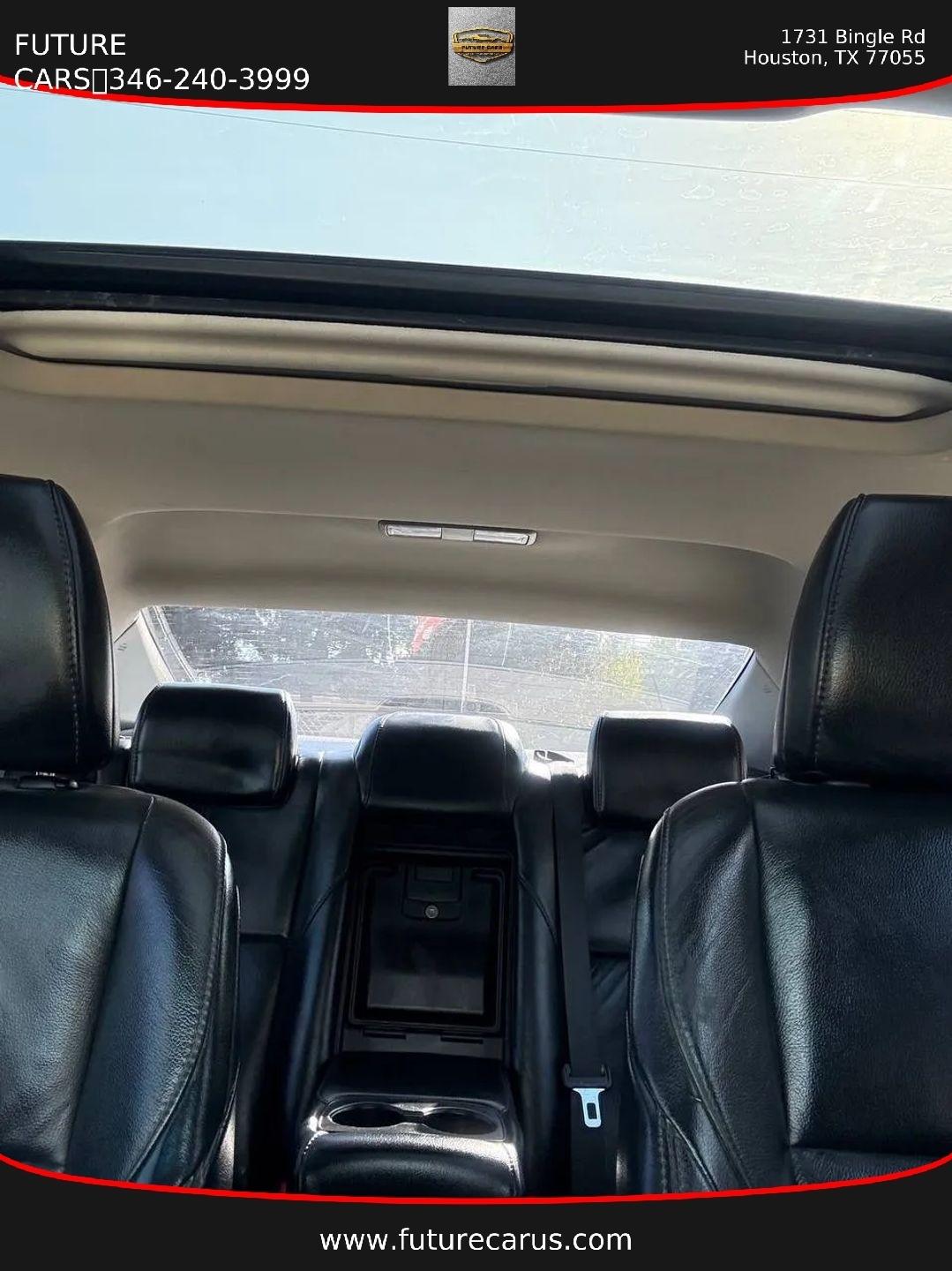 Toyota Avalon  2015