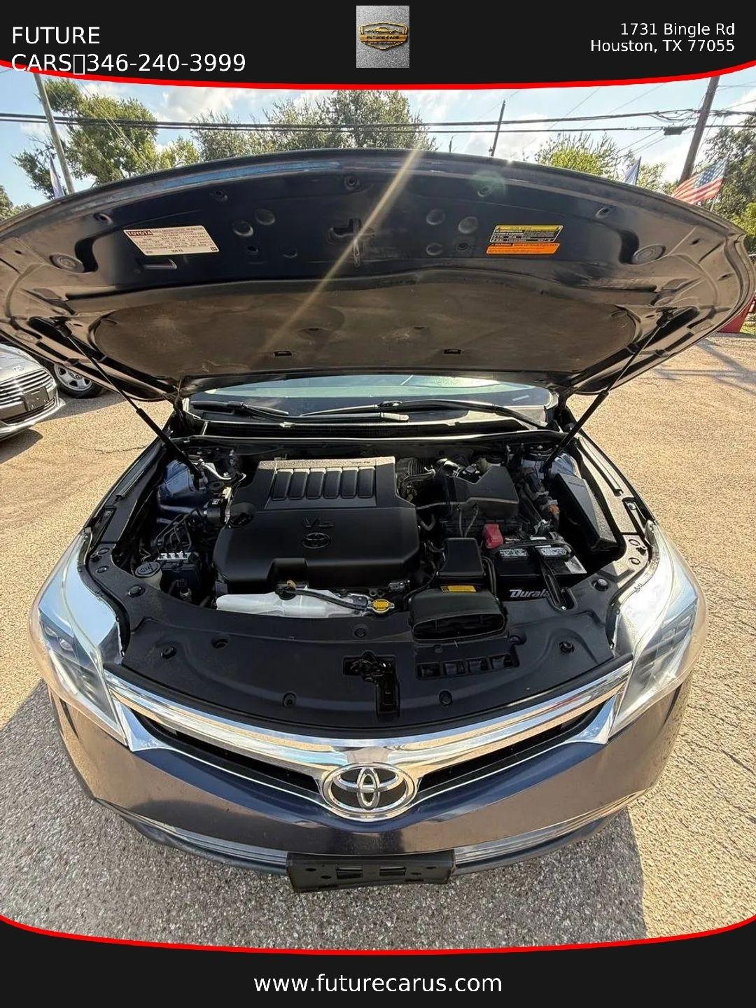 Toyota Avalon  2015