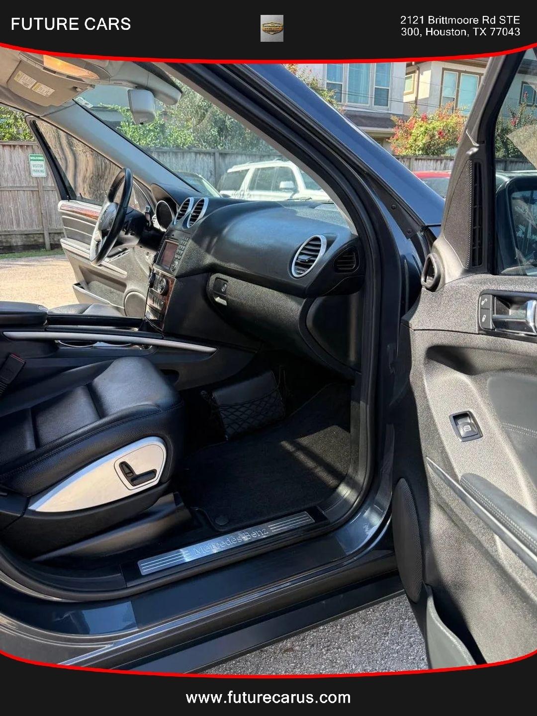 Mercedes-Benz M-Class  2010