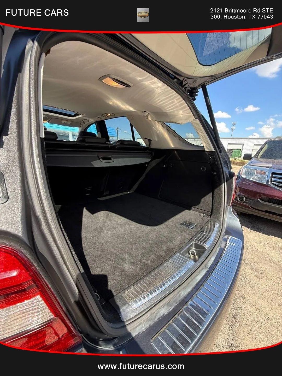 Mercedes-Benz M-Class  2010