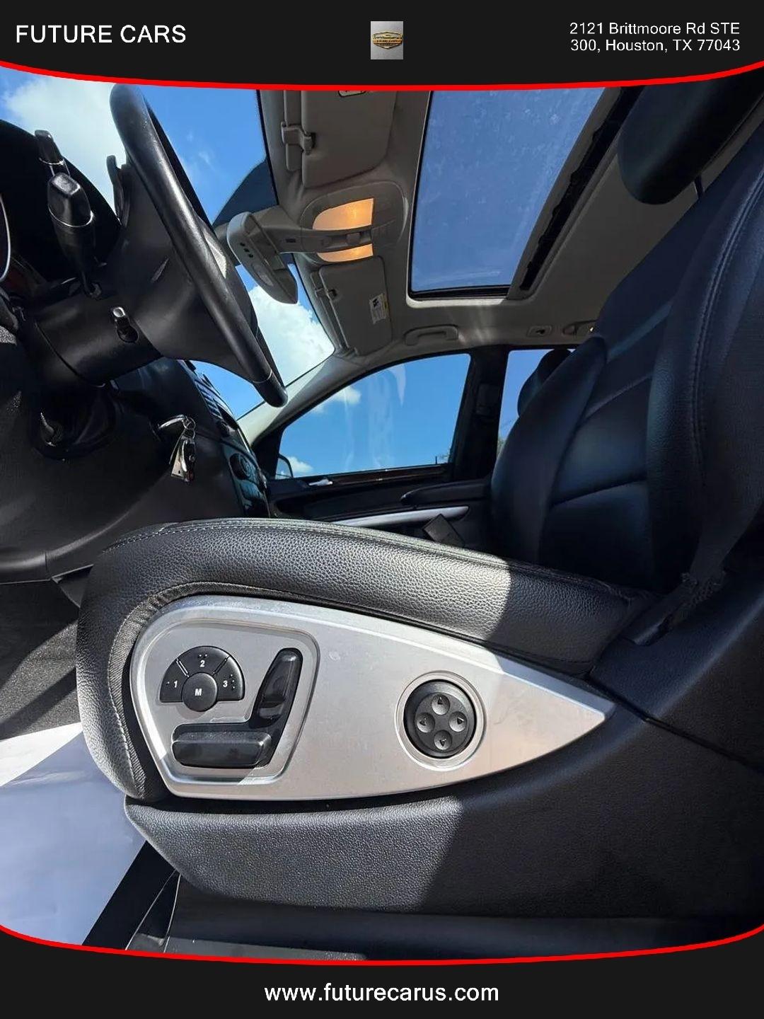 Mercedes-Benz M-Class  2010